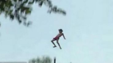 La "explicación" de Charly García: "Decile al policía de Mendoza que si es igual a mí, que se tire del noveno piso".