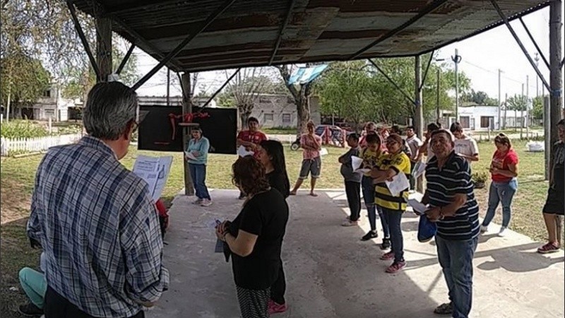 El Padre Siñeriz y su trabajo en el barrio. 