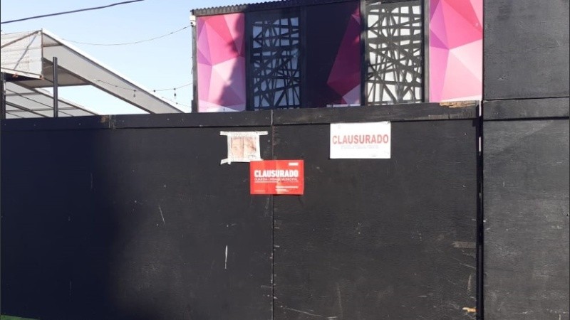 Tres personas entraron al boliche clausurado Ming este viernes. 