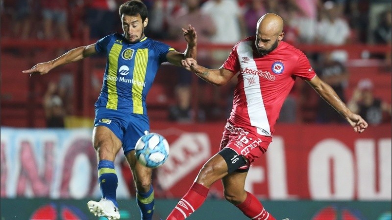 Ciro Rius volverá a Defensa y Justicia.