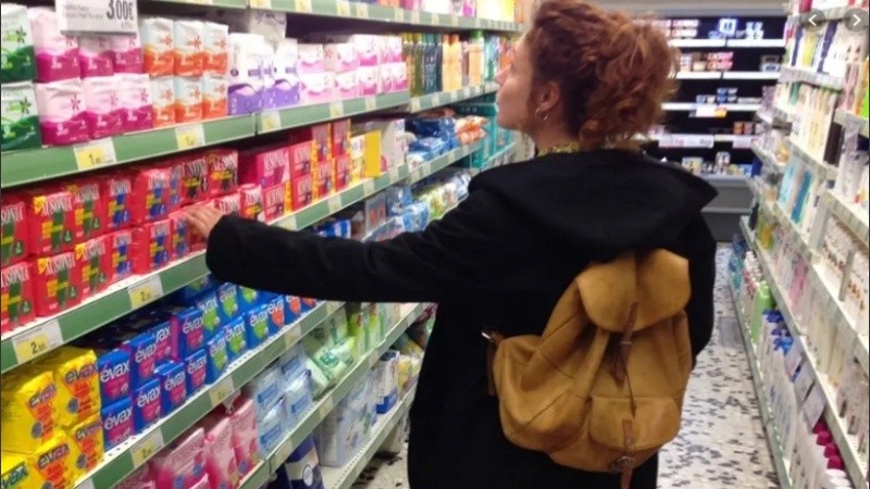 La diputada Cattalini presentó el programa de provisión gratuita de productos de sanidad femenina