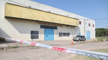 El negocio donde ocurrió el homicidio este martes por la mañana.