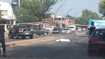 La mujer murió en el lugar.