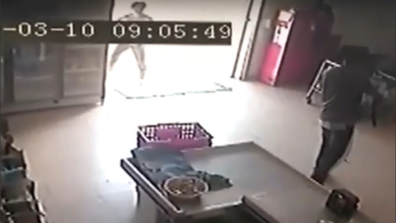 Se investiga si el arma usada tenía puesto un silenciador.