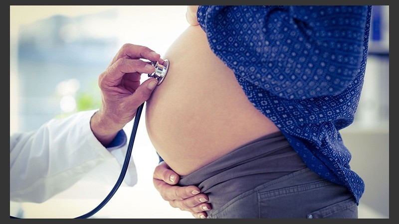 La relación embarazo y covid-19 “es dinámica y puede cambiar”.
