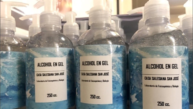 El colegio San José fabricó más de 40 kilos de alcohol en gel