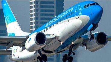 Aerolíneas Argentinas "trabaja intensamente" en el diseño de una programación de vuelos para los días posteriores.