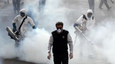 El virus también afectó a las instituciones públicas de Irán.