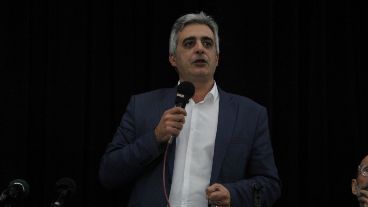 El rector Bartolacci hizo el anuncio oficial.