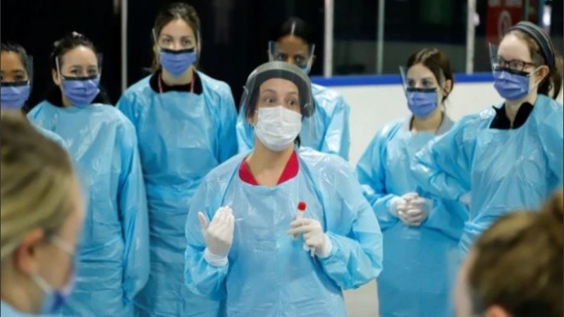 El virus puede sobrevivir en el aire durante tres horas.