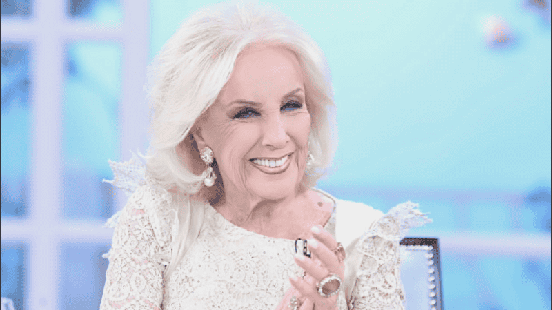 Chiquita condujo su programa el domingo pasado al mediodía.