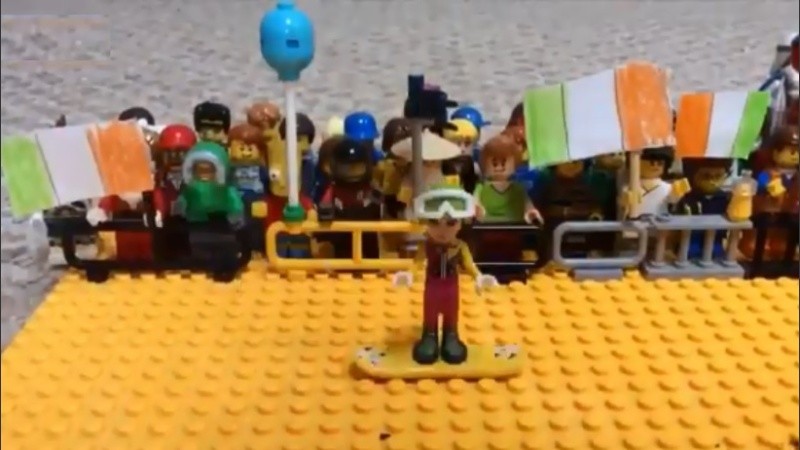 Una postal del desfile de San Patricio con piezas Lego.