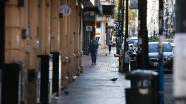 Poca gente circulando por el microcentro.