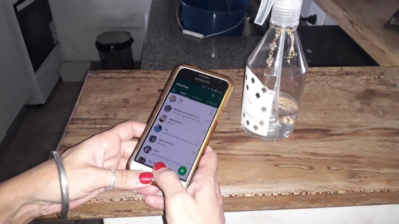 Los mensajes a través de Whatsapp crecieron un 62%, solo en los primeros días.