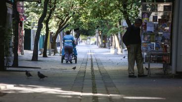 Los servicios esenciales como la limpieza y la recolección de basura se mantienen.