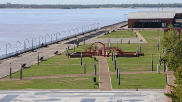 La gente no podrá disfrutar de los parques rosarinos por varios días más.