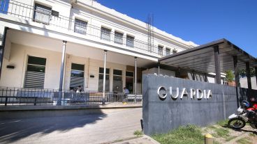 Se bloqueó la guardia del Centenario hasta que se comprobó que la situación estaba bajo control.