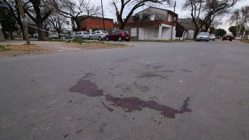 Uno de los detenidos era buscado por el crimen de un policía en el interior de su auto en zona oeste. 