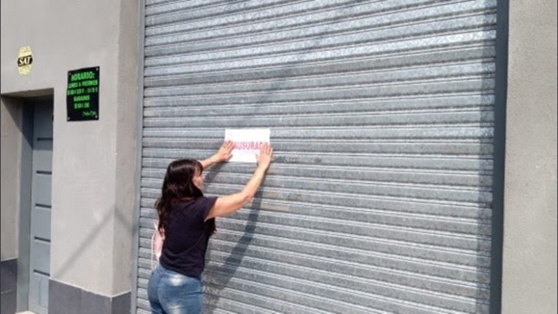 El cotillón clausurado este miércoles.