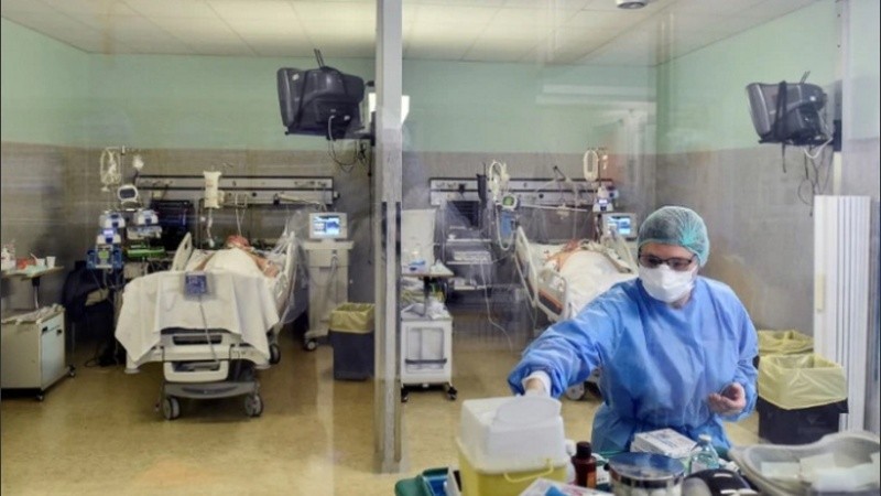 La OMS señaló que los primeros días de la próxima semana serán cruciales para saber si el aislamiento está dando resultado.