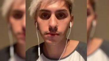 "Le dije que me quería cortar el pelo yo solo y me dijo 'no seas boludo que ya suficientemente horrible lo tenés. Igual, yo a él se la retruco", contó Estanislao.