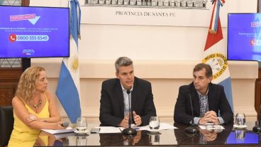 La conferencia de Grandinetti, Cudos y Capitani este jueves en Santa Fe.