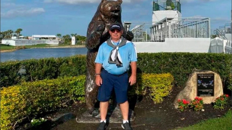 El grupo familiar con quien el hombre compartió el viaje a EE.UU. está aislado.