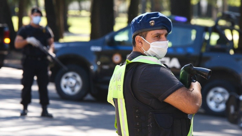Perotti recordó que quienes no están exceptuados no pueden circular por las calles.