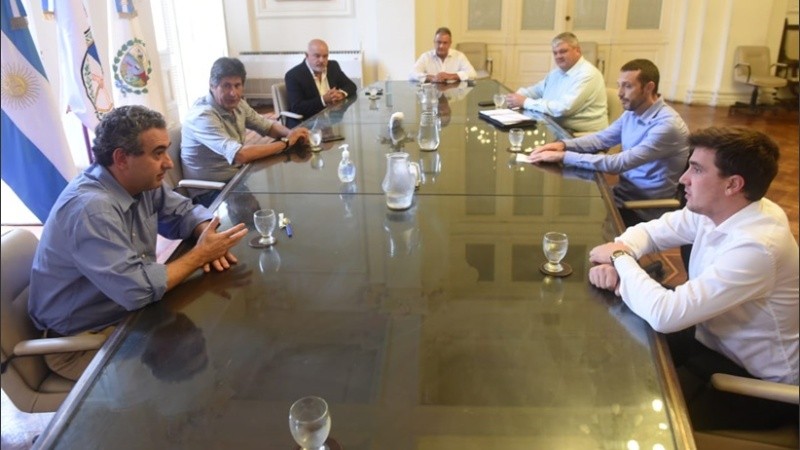 Los intendentes reunidos en Rosario.