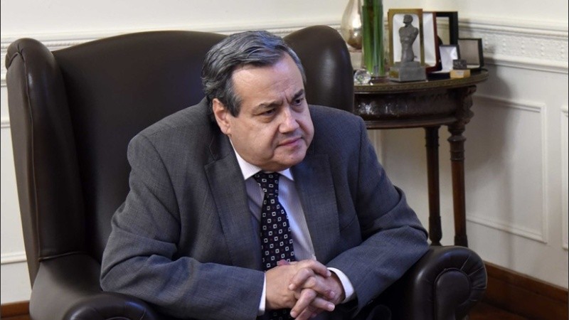 El cónsul durante una visita al municipio rosarino en 2018.