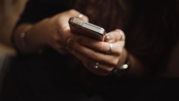La mujer llamó a la Policía ante la actitud del vecino.
