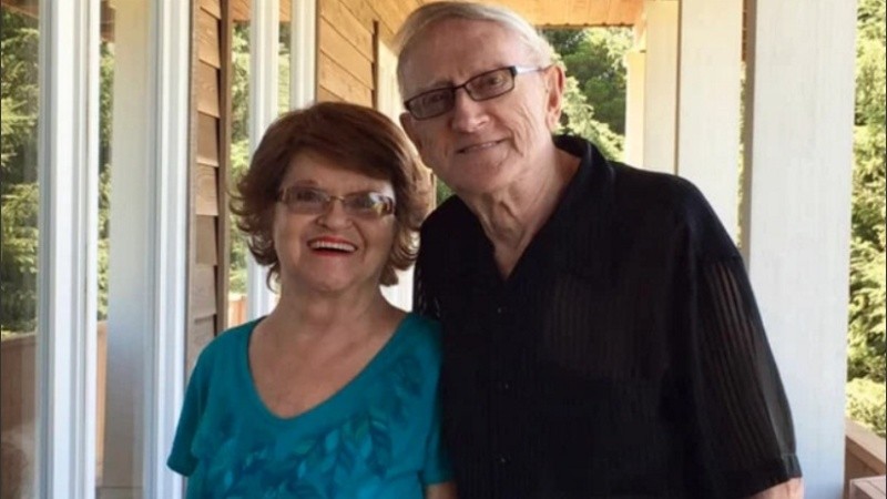 Dolores y Merle Tofte fueron diagnosticados con coronavirus en Estados Unidos.