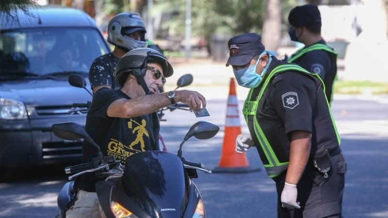 Los operativos policiales se multiplicaron con la cuarentena.