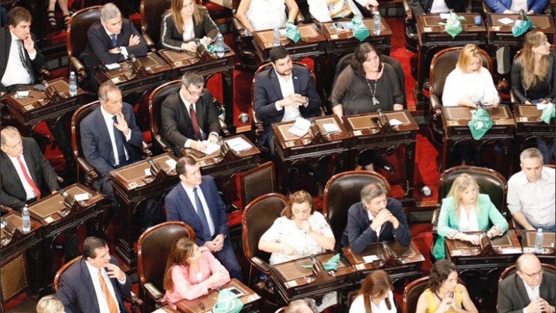 Los diputados del Frente de Todos buscan llevar el debate al recinto.