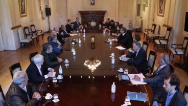 La reunión entre el gobierno nacional, CGT y UIA.