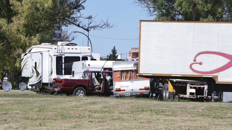 Parte del Circo del Ánima, varado en Rosario.