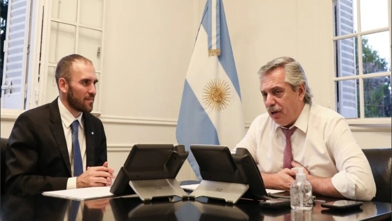 El presidente Alberto Fernández y el ministro de Economía Martín Guzmán.