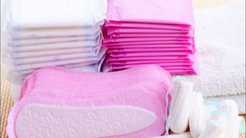 Productos para atravesar el período menstrual son necesarios. 
