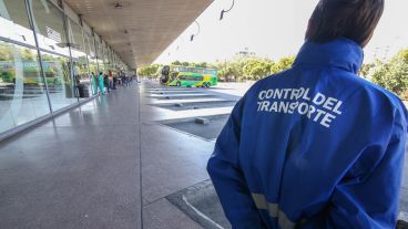 Hasta ahora, se mantiene el pedido de hisopado para entrar a Santa Fe.