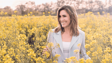 La cantante y compositora pidió consumir música local para ayudar a los artistas.