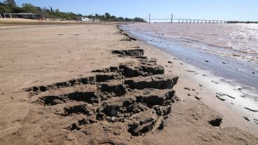 La altura del río este sábado en Rosario llegó a los 0,87 metros. En la Rambla Catalunya la bajante es notoria.
