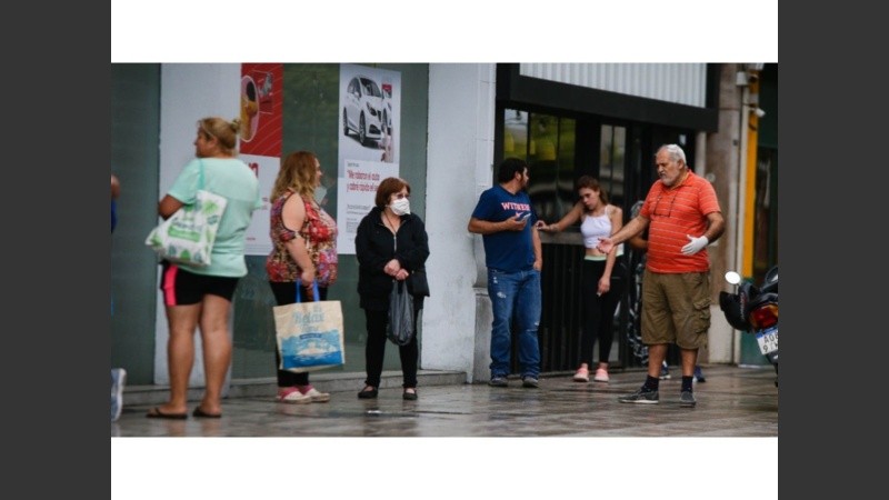 Rosario tiene el 42% de todos los contagiados de la provincia.