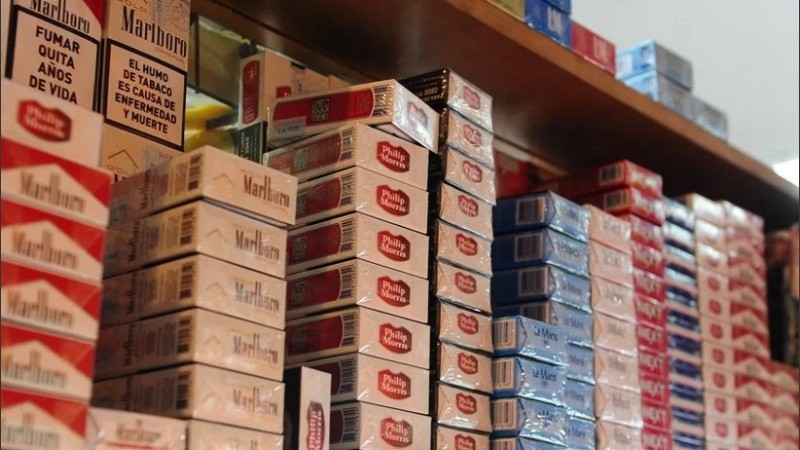 Los quiosqueros de la ciudad se quedaron sin cigarrillos.