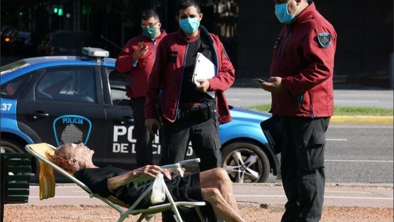 Sara Oyuela, de 83 años, fue imputada por incumplir el aislamiento.