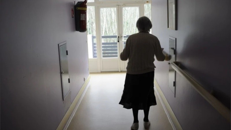 Unas 4 mil personas viven en geriátricos en el Gran Rosario. 