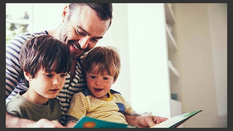  La cuarentena ofrece un especial marco para que los padres incentiven a los chicos a leer.
