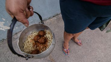 Fideos con albóndigas, el menú de este jueves.