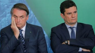 El presidente de Brasil, Jair Bolsonaro, junto a su ministro de Justicia Sergio Moro en diciembre de 2019.