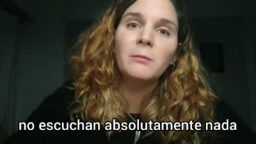 El video que se viralizó expone las dificultades de las personas sordas o hipoacúsicas de entender si el otro usa barbijo.