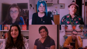 Las lecturas están a cargo de las y los poetas Tin Roda, Caro Musa, Wachi Molina, Morena García, Moli Luna y Paola Santi Kremer.